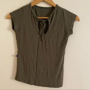NWOT Tie Front Top size small